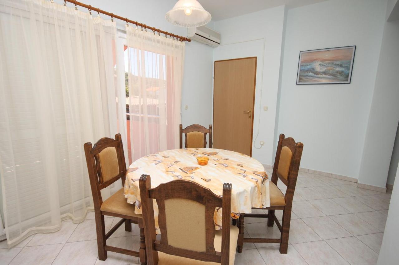 Apartments With A Parking Space Tkon, Pasman - 6216 Εξωτερικό φωτογραφία
